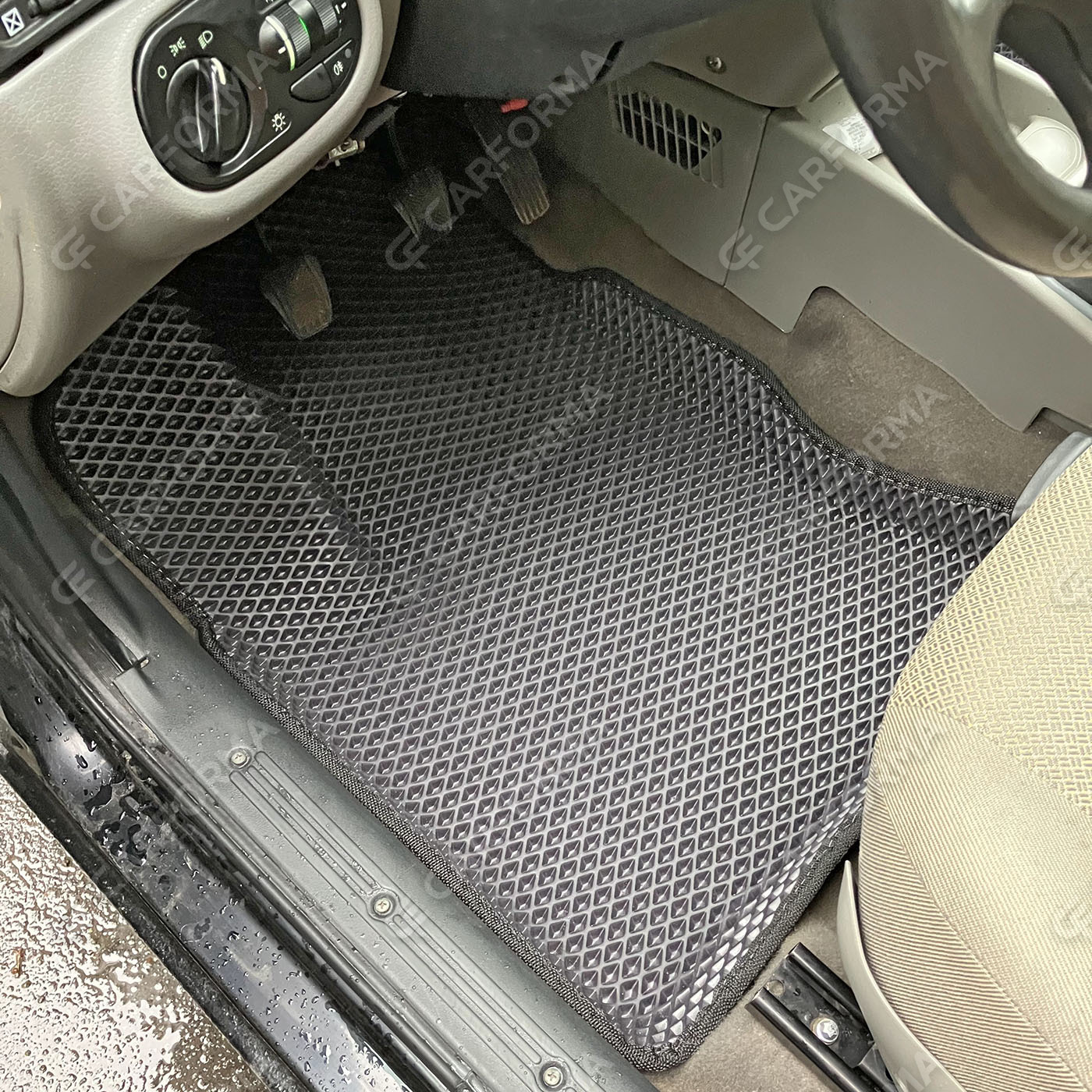 Коврики на Lada (ВАЗ) Granta 2011&nbsp;-&nbsp;2026 в Волжском