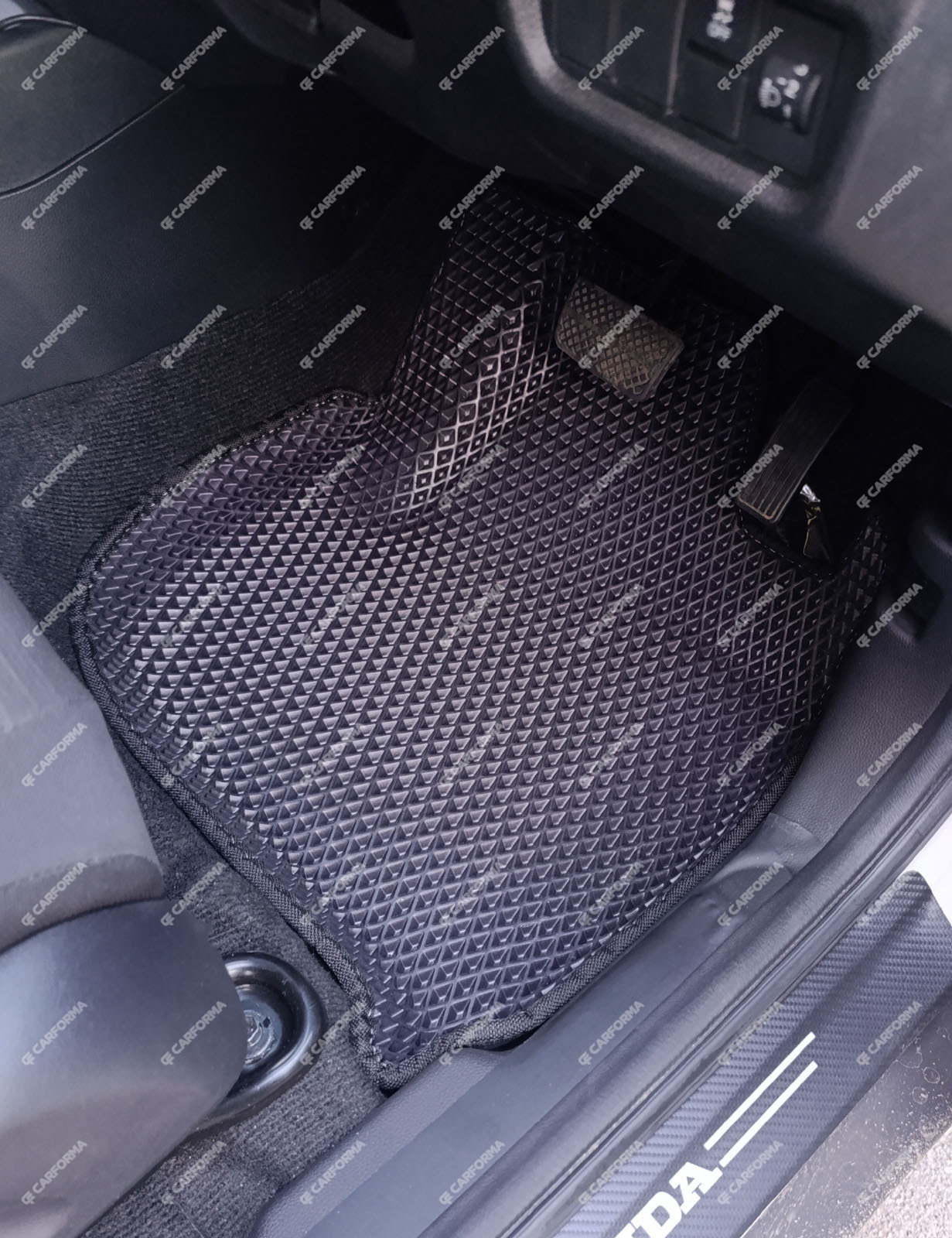 Коврики на Honda WR-V III 2023&nbsp;-&nbsp;2025 в Волжском