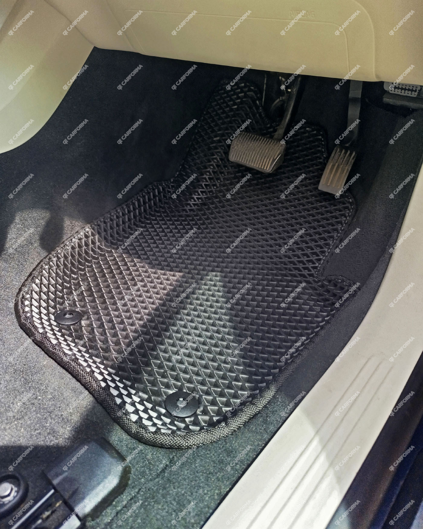 EVA коврики на Volvo V40 II 2012&nbsp;-&nbsp;2020 в Волжском