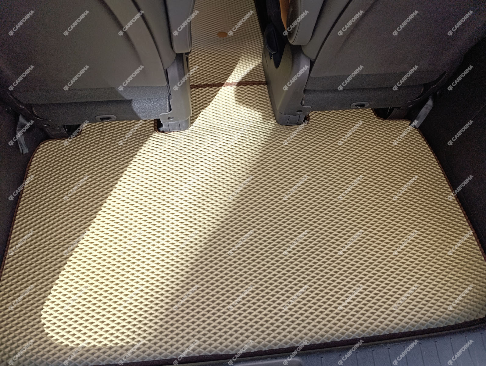 Коврики на KIA Carnival IV 11 мест 2020&nbsp;-&nbsp;2025 в Волжском