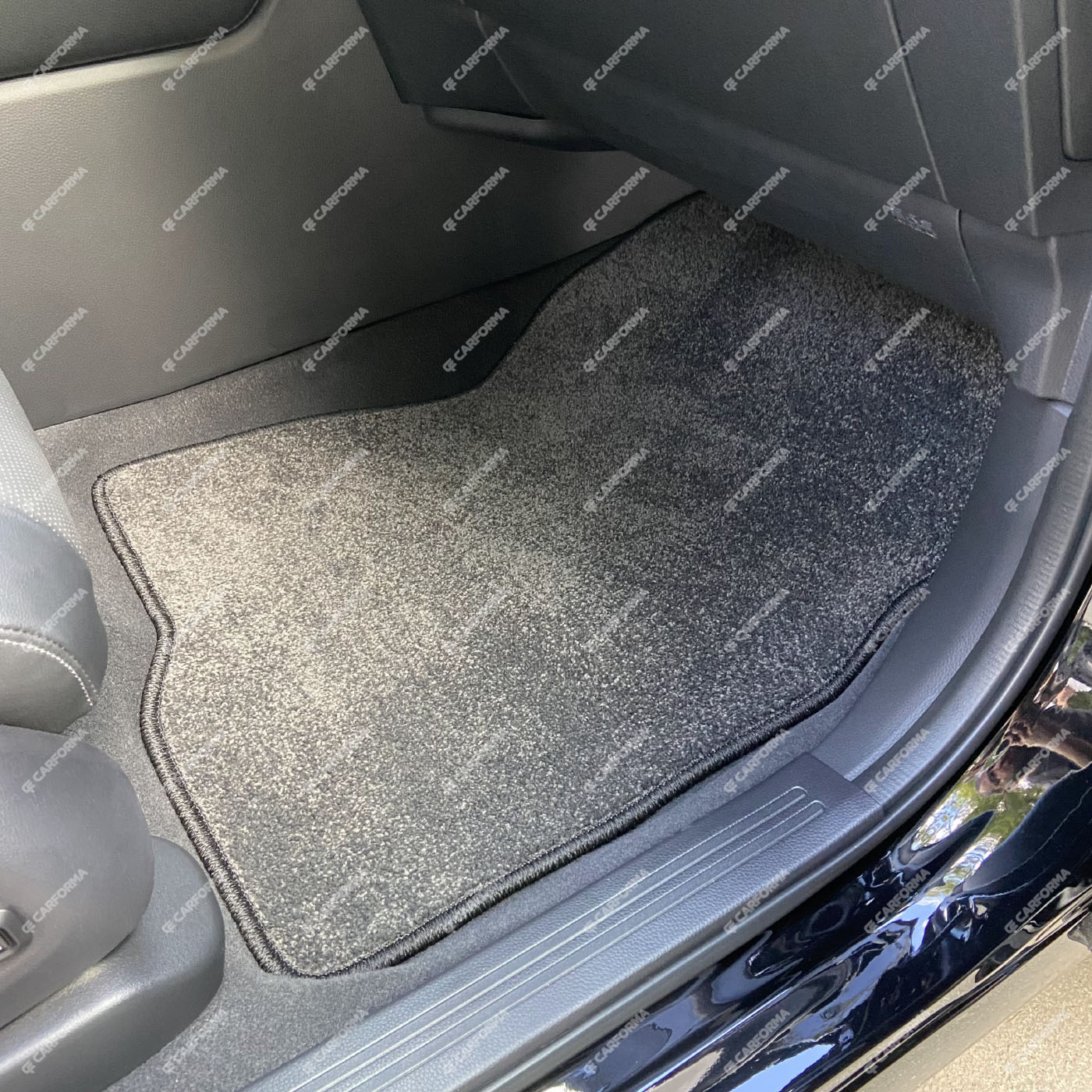 Коврики на Honda CR-V VI 2022&nbsp;-&nbsp;2025 в Волжском