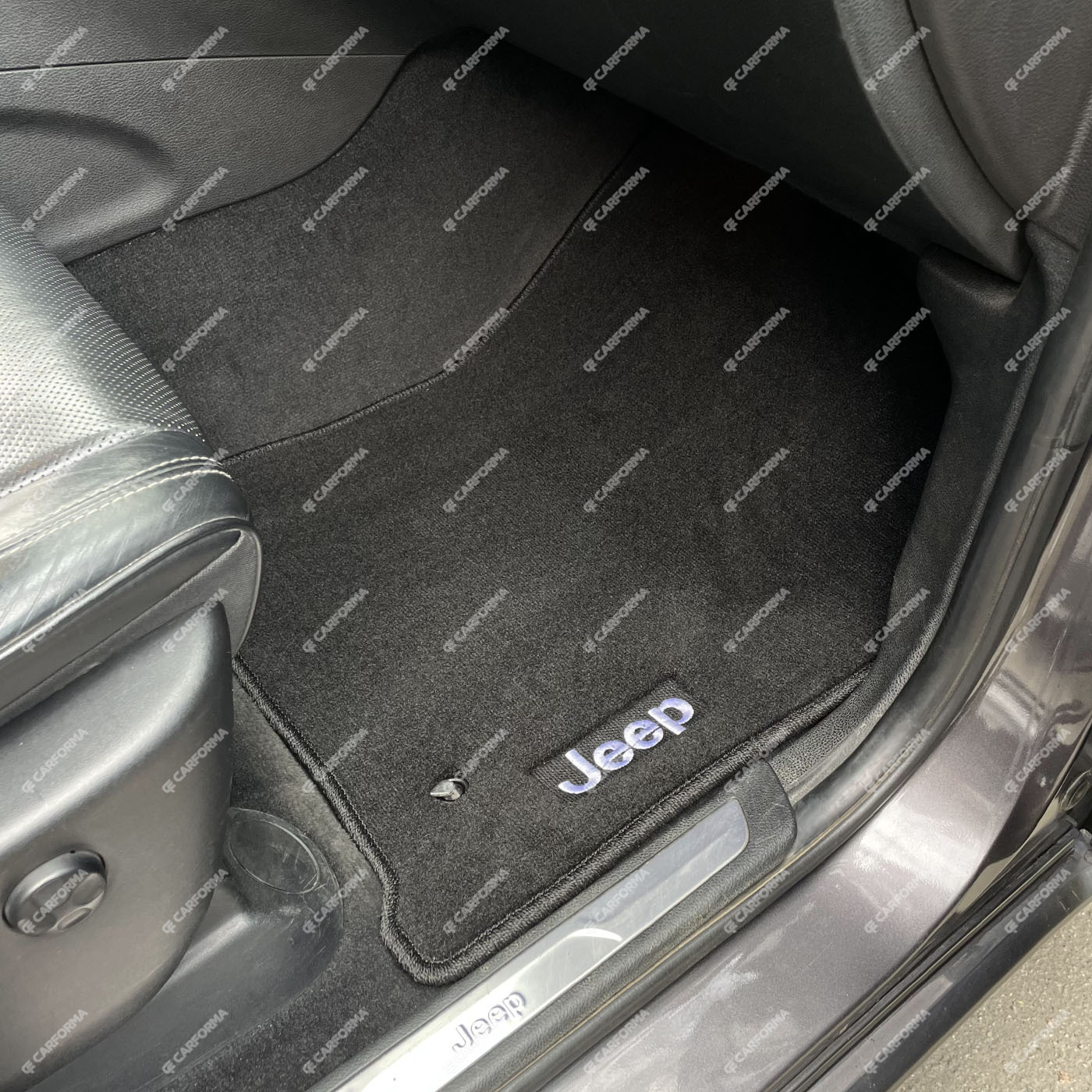 Ворсовые коврики на Jeep Grand Cherokee (WK2) 2010&nbsp;-&nbsp;2022 в Волжском