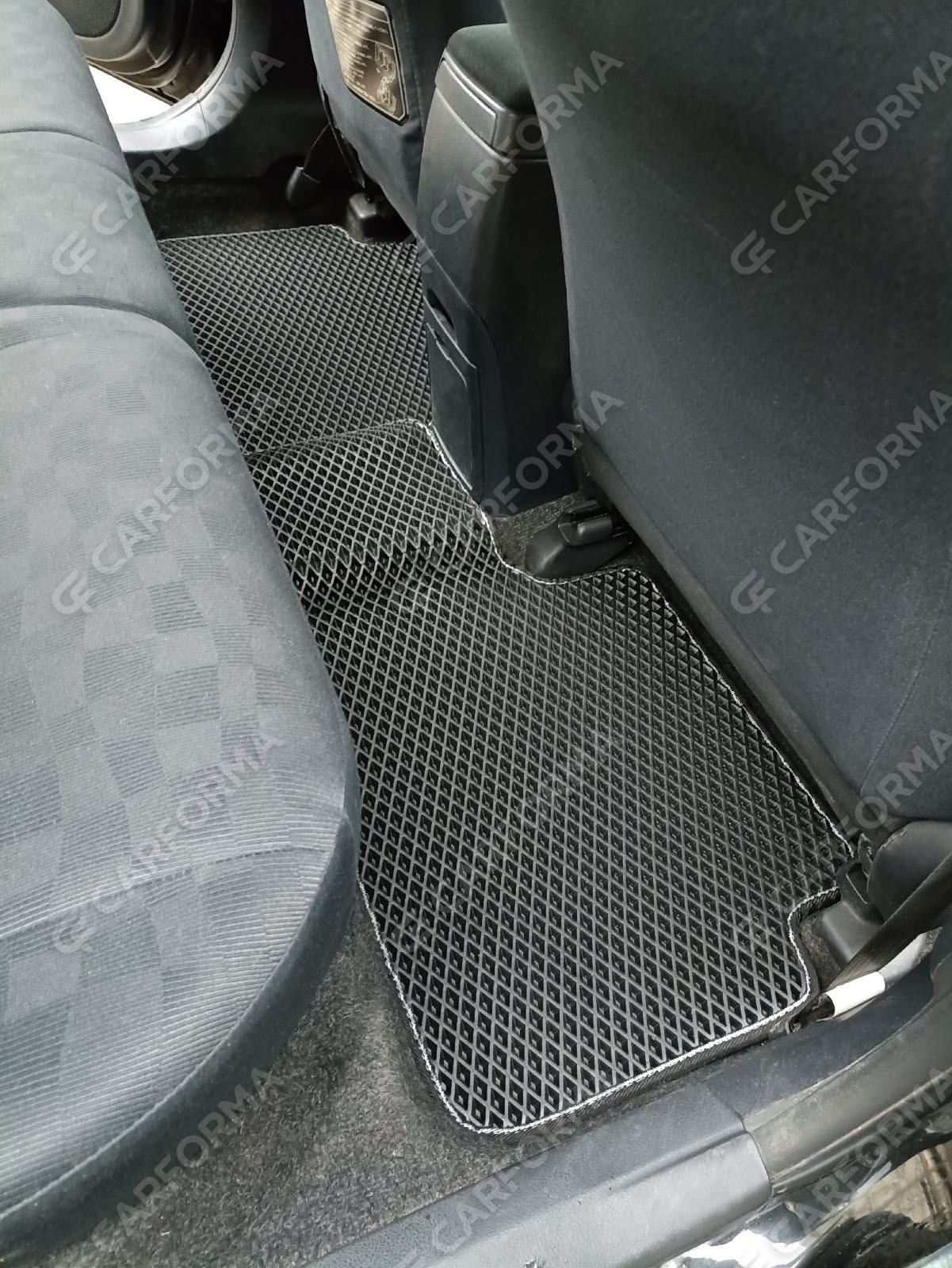 Ворсовые коврики на Toyota Corolla Axio (E14) 2006&nbsp;-&nbsp;2012 в Волжском