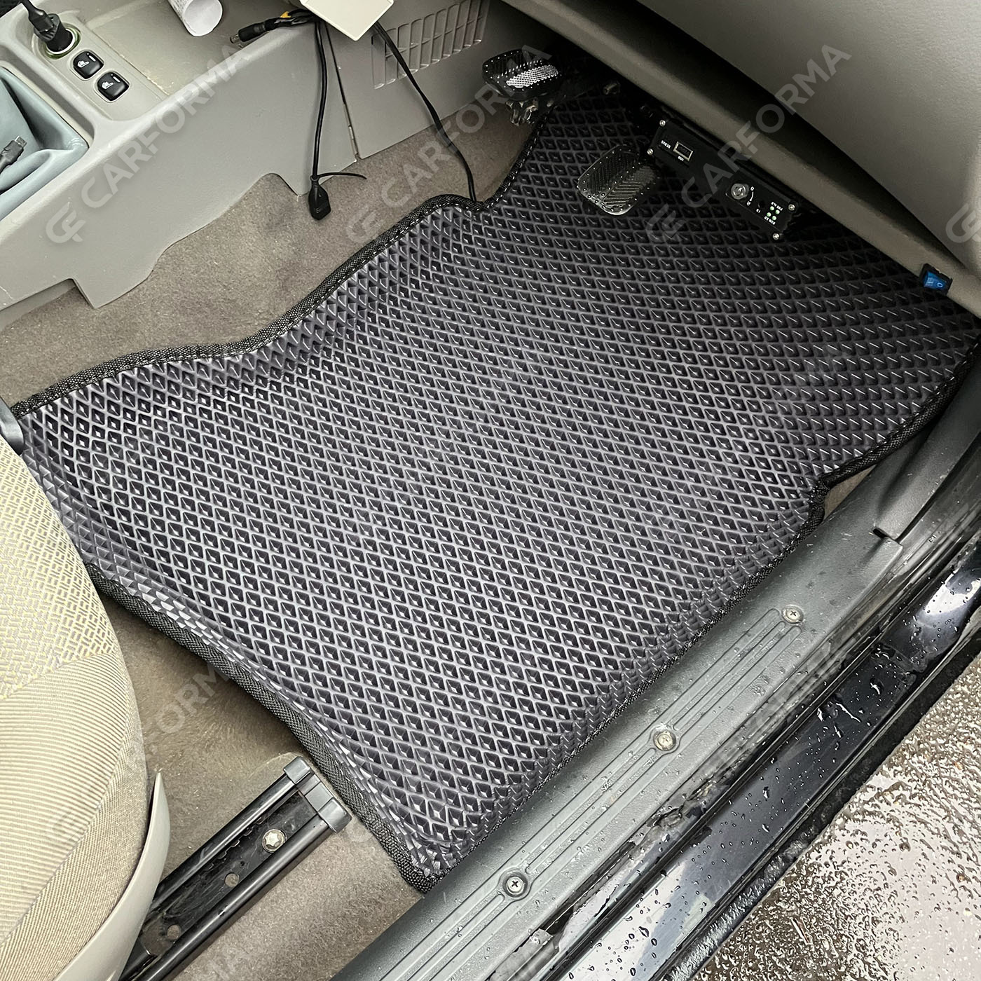 Коврики на Lada (ВАЗ) Kalina 2004&nbsp;-&nbsp;2018 в Волжском