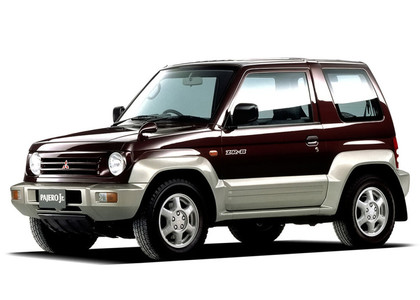 Коврики на Mitsubishi Pajero Junior 1995 - 1998 в Волжском Коврики на Mitsubishi Pajero Junior 1995 - 1998 в Волжском