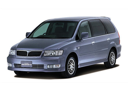 Ворсовые коврики на Mitsubishi Chariot Grandis 1997 - 2003 в Волжском