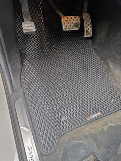 Ворсовые коврики на Jeep Grand Cherokee (WK2) 2010&nbsp;-&nbsp;2022 в Волжском