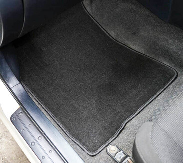 Коврики на Toyota Altezza 1998&nbsp;-&nbsp;2005 в Волжском