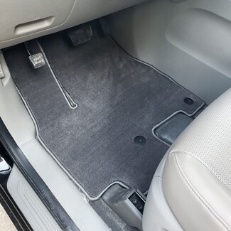 Ворсовые коврики на KIA Carnival III 9 мест и 11 мест 2014 - 2021 в Волжском Ворсовые коврики на KIA Carnival III 9 мест и 11 мест 2014 - 2021 в Волжском