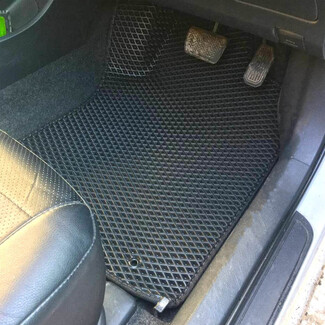 Ворсовые коврики на Toyota Corolla Axio (E14) 2006&nbsp;-&nbsp;2012 в Волжском