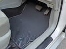 Ворсовые коврики на Toyota Prius Alpha 2011 - 2021 в Волжском