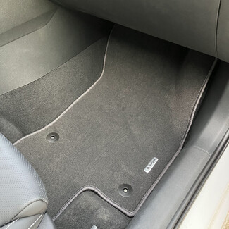 Коврики на Skoda Superb III 2015&nbsp;-&nbsp;2026 в Волжском